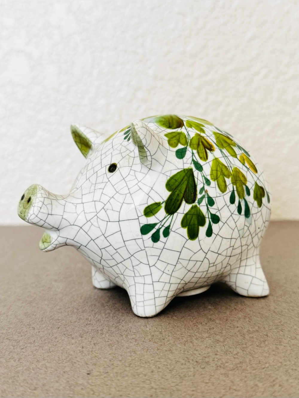 VTG mini piggy bank, USED CONDITION